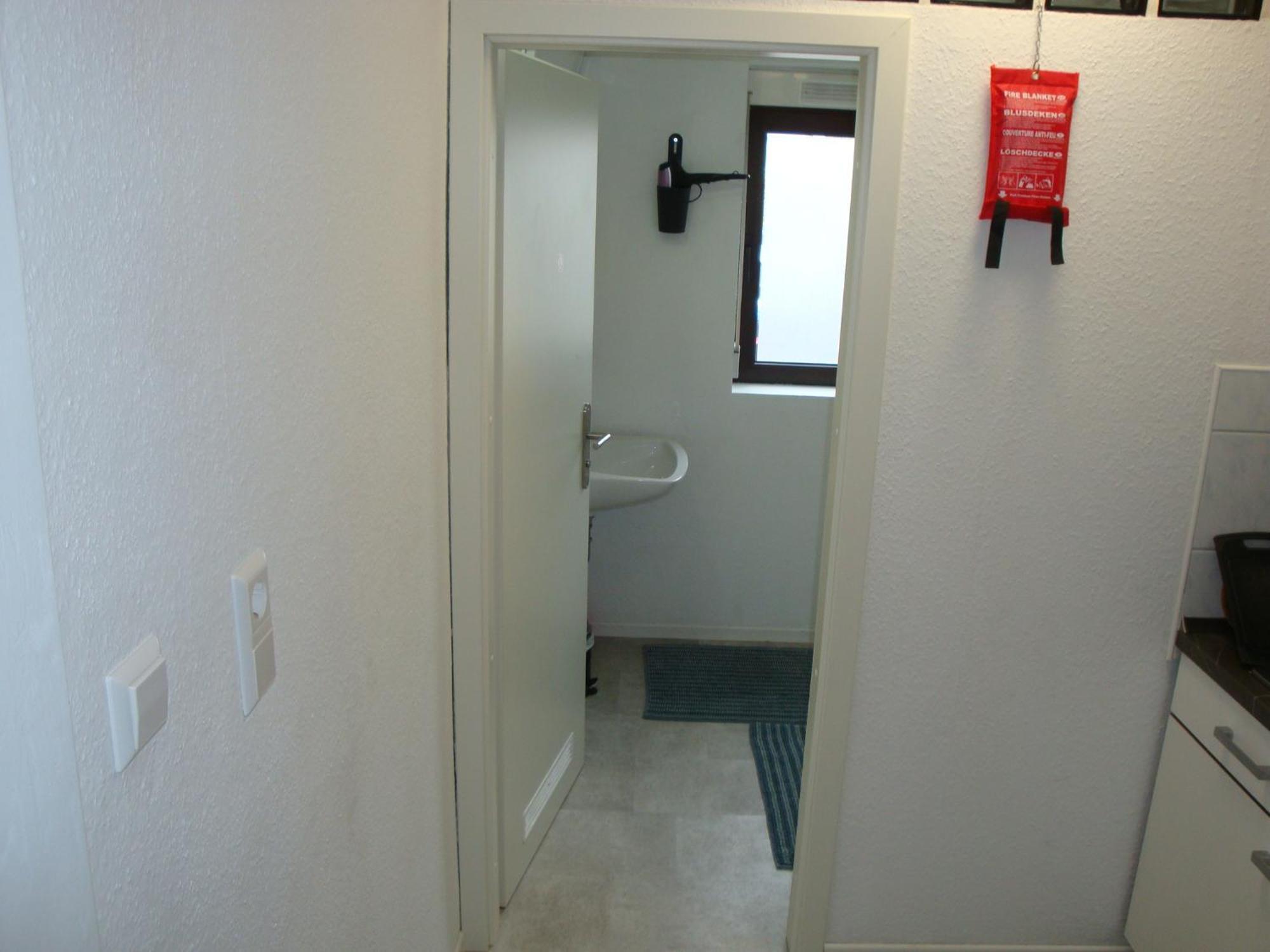 Cenet 1 Zimmer Apartment Sindelfingen Ngoại thất bức ảnh